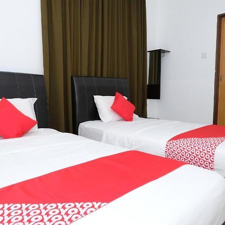 Hotel De'Light Villa Кота-Бару Экстерьер фото